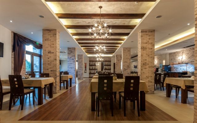 Grand Royale Hotel& SPA